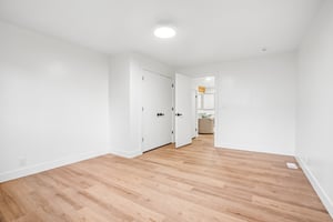 S 2980-S0605-025.jpg