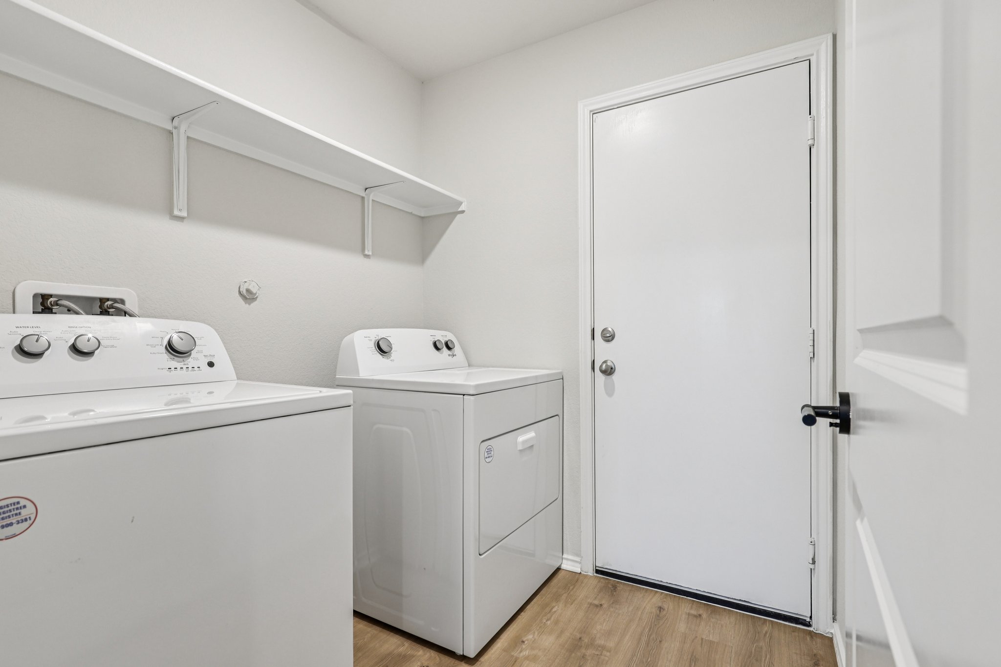 - 7315 Capella Cir-S1001-014.jpg