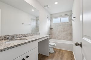 - 7315 Capella Cir-S1001-022.jpg