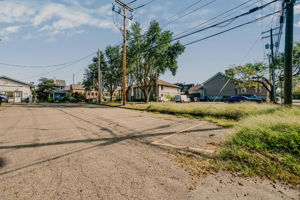  Photo 32