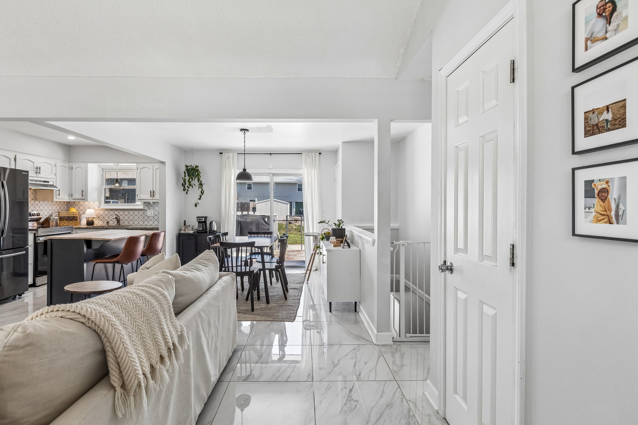 8513 - 7316 NW 78th St_005.jpg