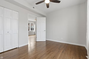 7318 N Honore St 403 - Brady Miller_008