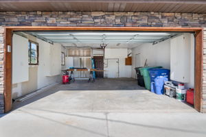 Garage-View #2