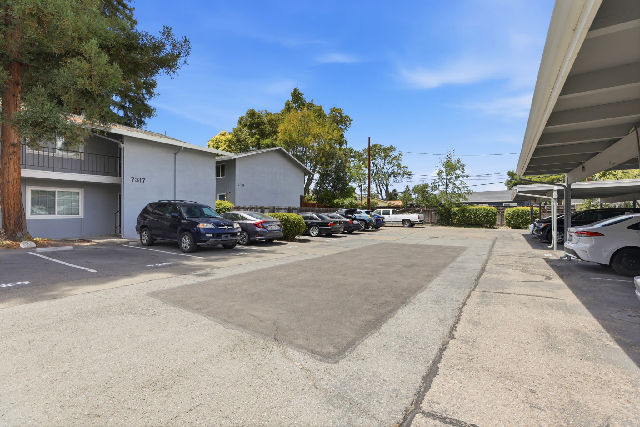 034_F8_7319 Starward Dr 44