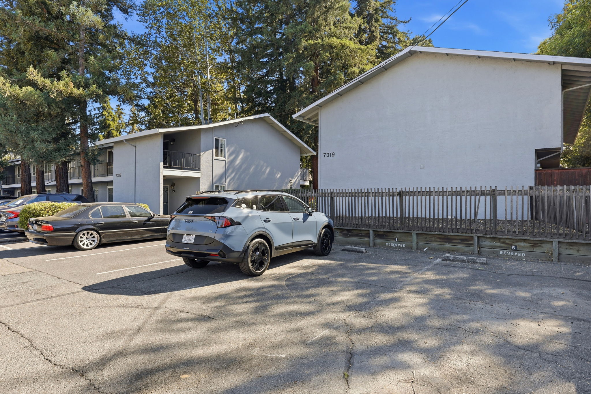 013_F8_7319 Starward Dr 44