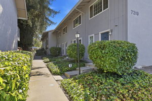 004_F8_7319 Starward Dr 44