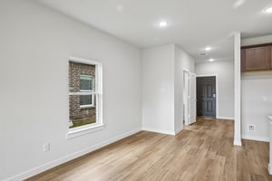 Ashley Gdns Dr-S1410-008.jpg