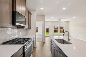 Ashley Gdns Dr-S1410-017.jpg