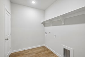 Ashley Gdns Dr-S1410-036.jpg
