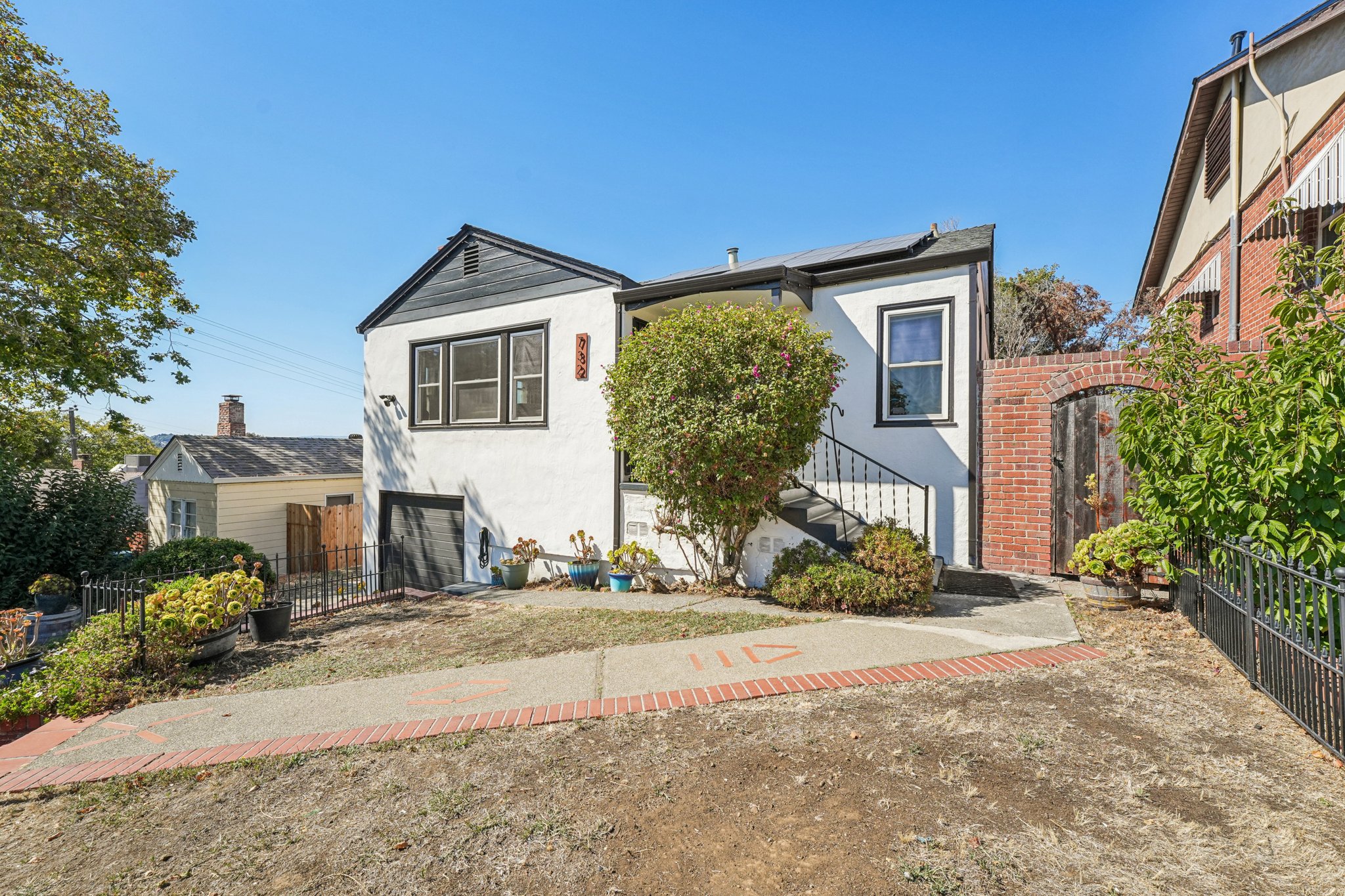Jennings Ave-S1408-009.jpg