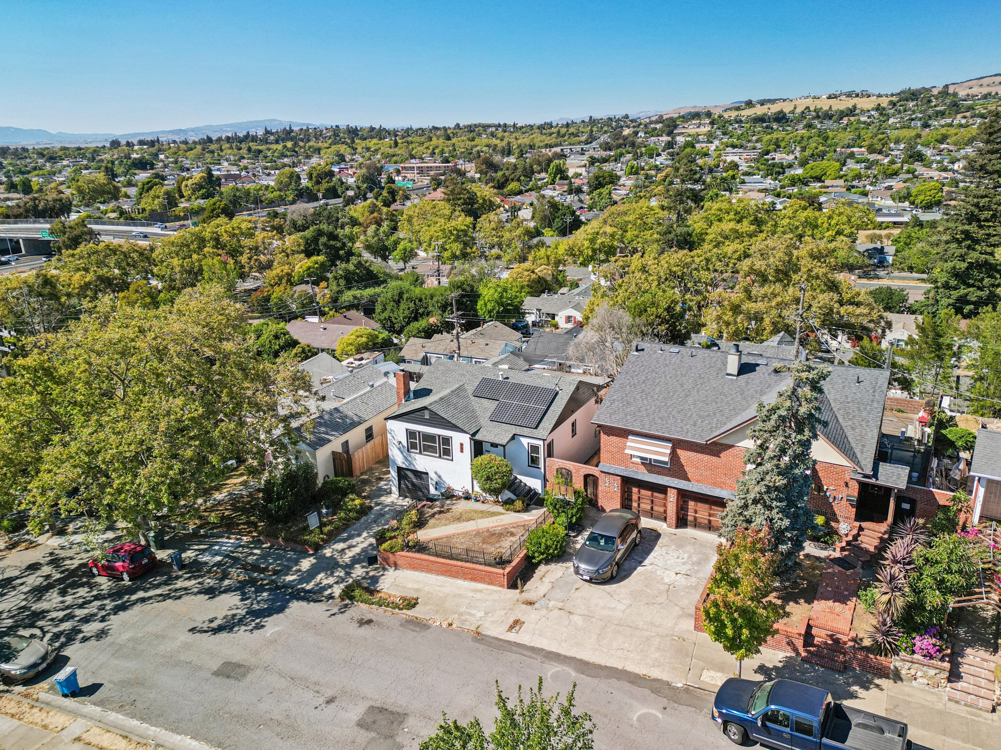 Jennings Ave-S1408-071.jpg