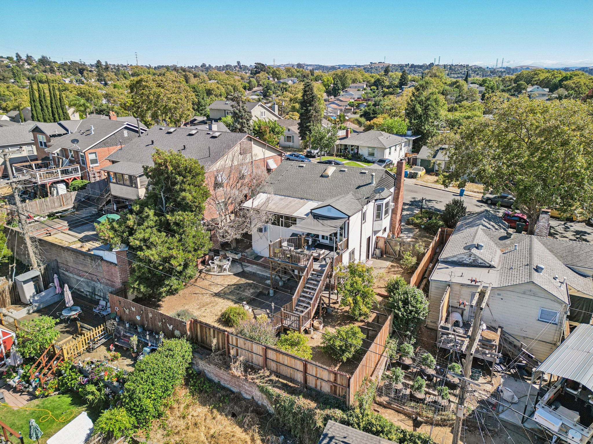 Jennings Ave-S1408-078.jpg