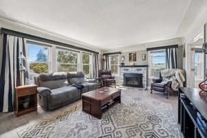 Jennings Ave-S1408-012.jpg