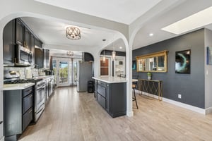 Jennings Ave-S1408-026.jpg