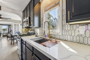 Jennings Ave-S1408-034.jpg