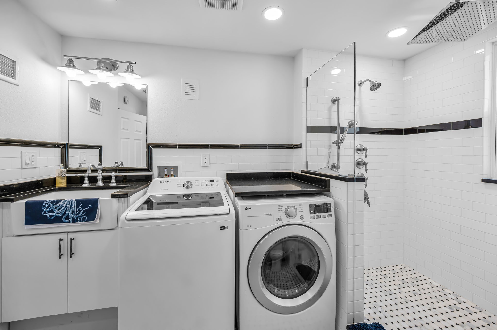 Upper Level Laundry-Bathroom2a