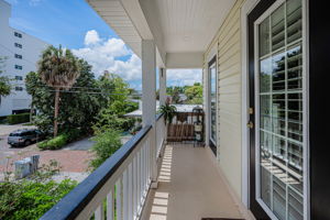 Apartment Balcony4
