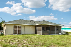 Tower Dr-S1007-026.jpg