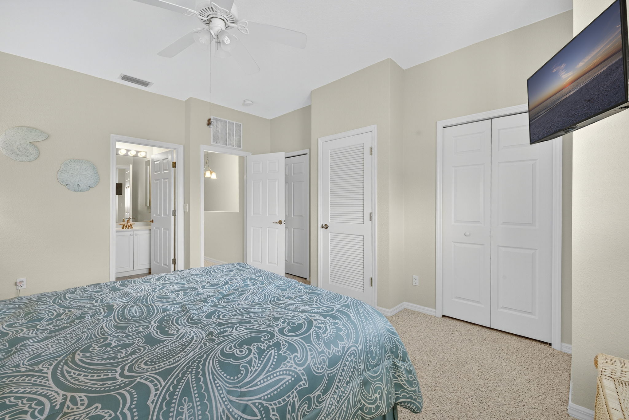 Guest Bedroom 3 of 3