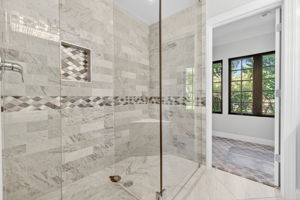 Guest Bathroom 2 of 2