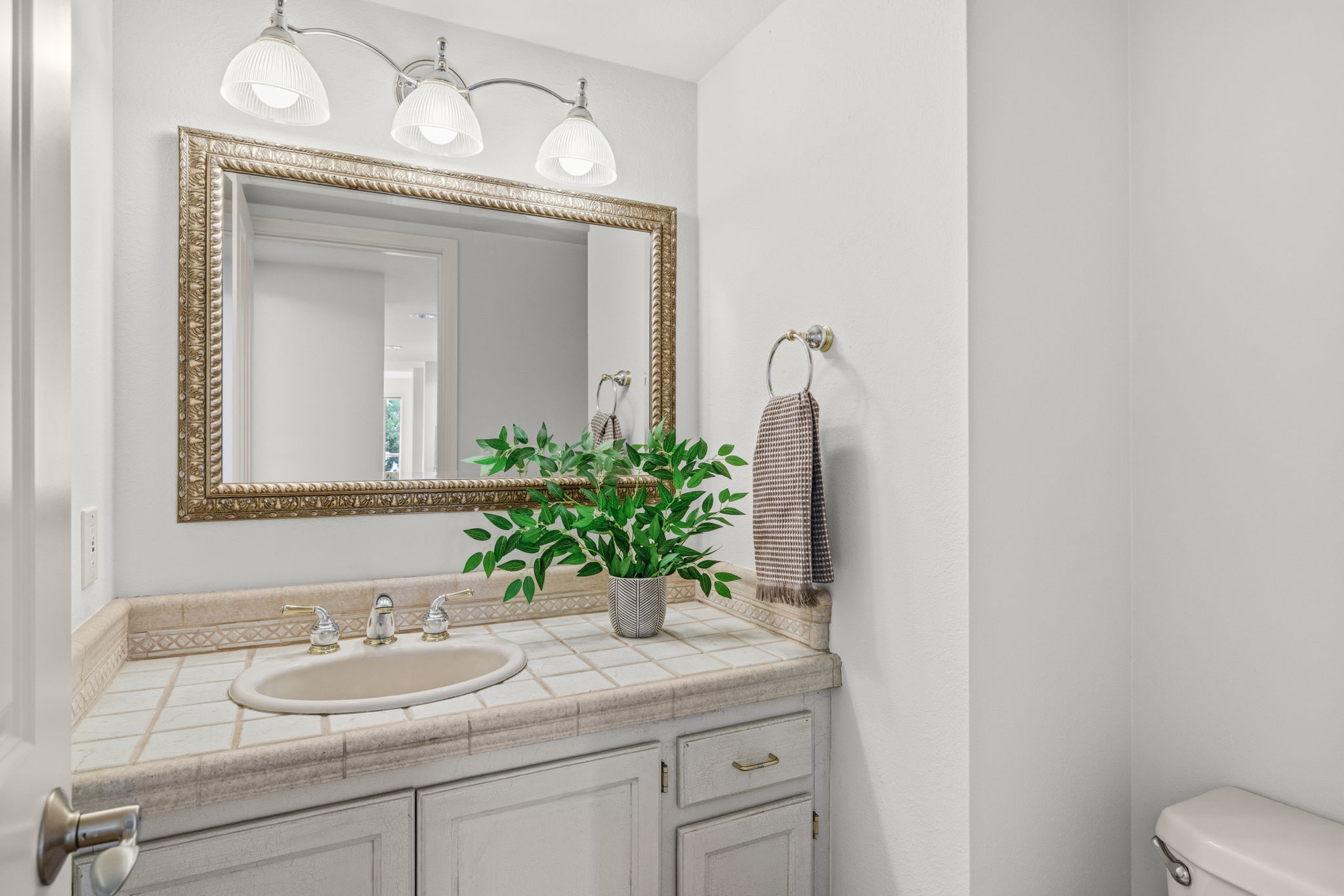 main floor half bath