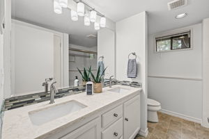 Bath lower full