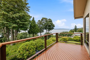 deck with view