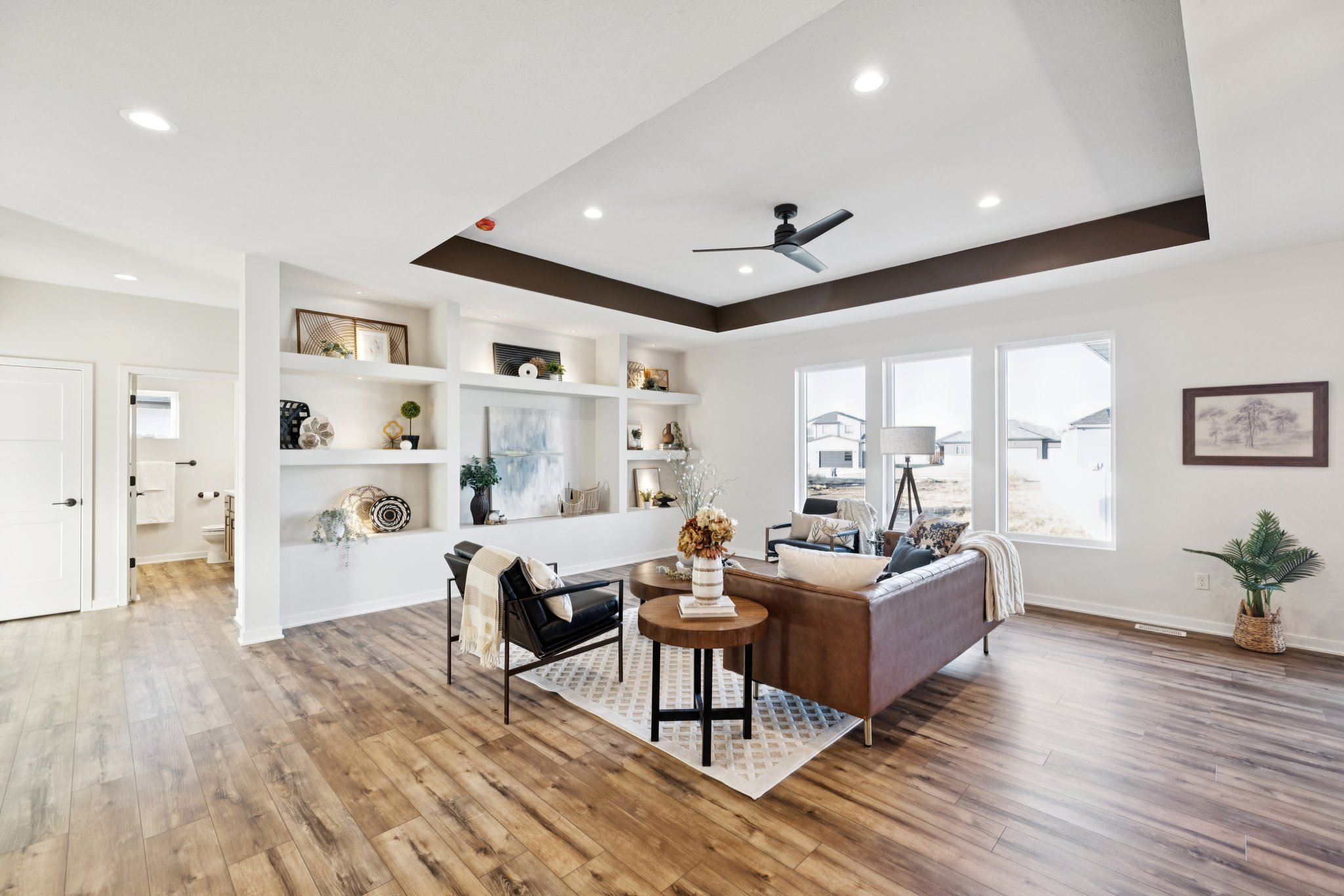 7857 - 7320 Augustine Ave_009.jpg