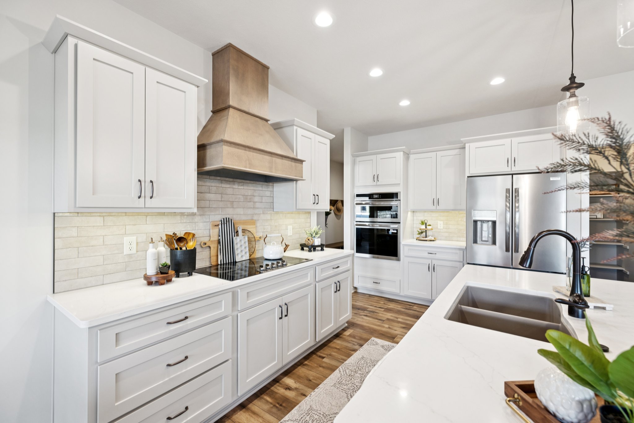 7857 - 7320 Augustine Ave_021.jpg