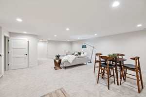 7857 - 7320 Augustine Ave_044.jpg