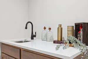 7857 - 7320 Augustine Ave_048.jpg