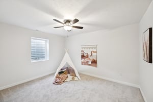 7857 - 7320 Augustine Ave_049.jpg