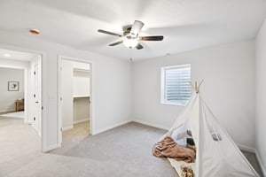 7857 - 7320 Augustine Ave_050.jpg