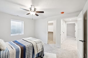 7857 - 7320 Augustine Ave_053.jpg