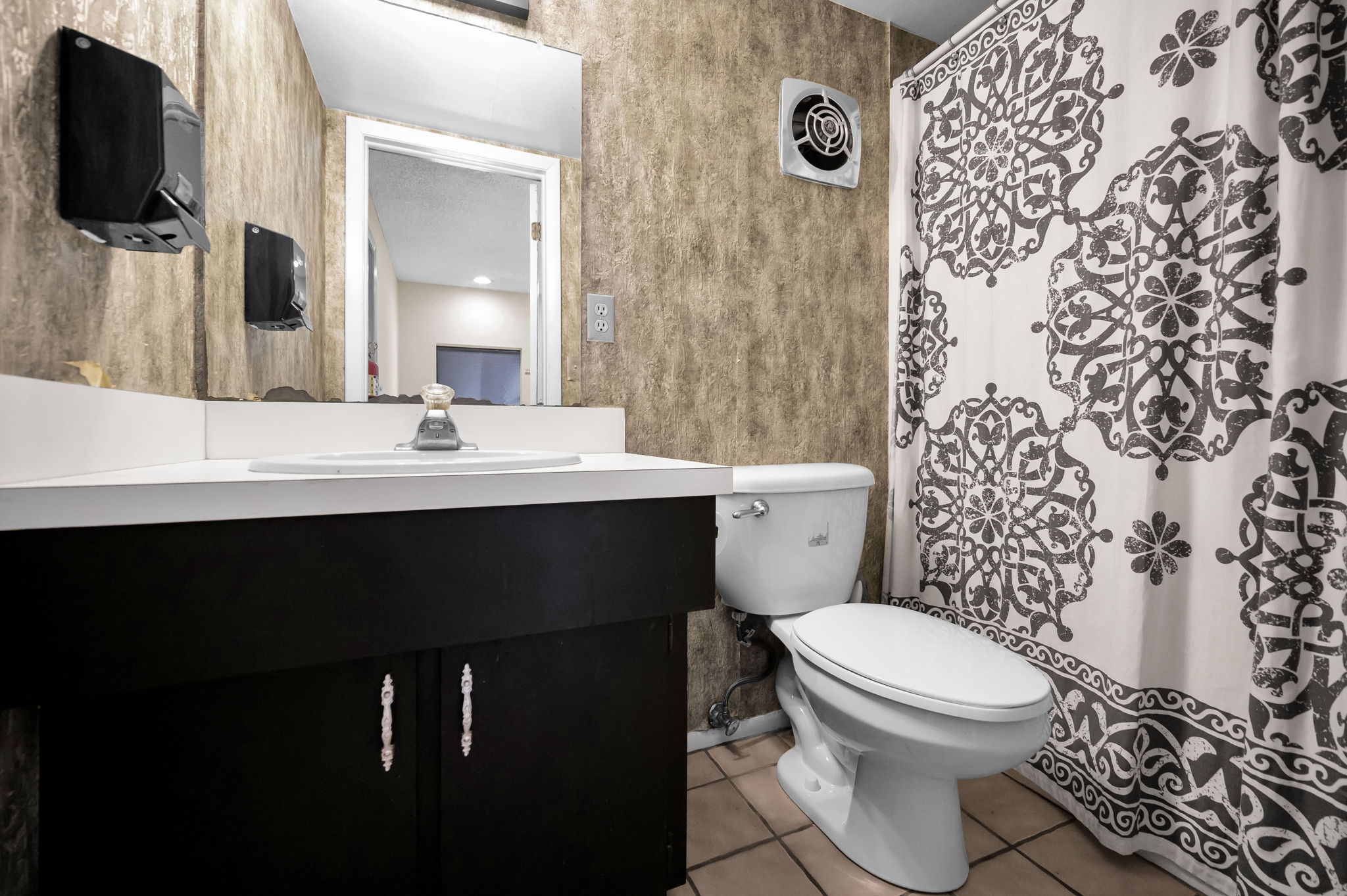 Upper Level Bathroom