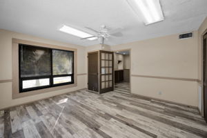 Upper Level Office2b