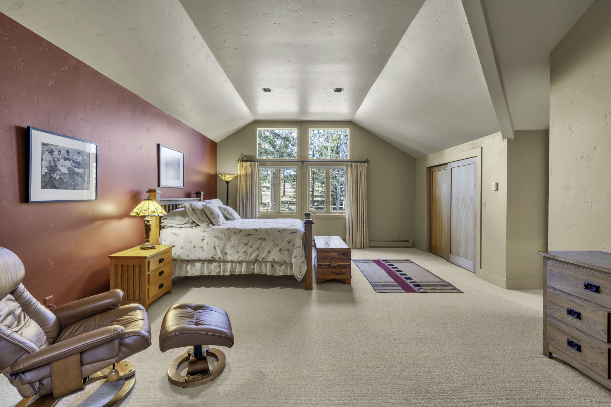 INT GUEST SUITE 2 old color