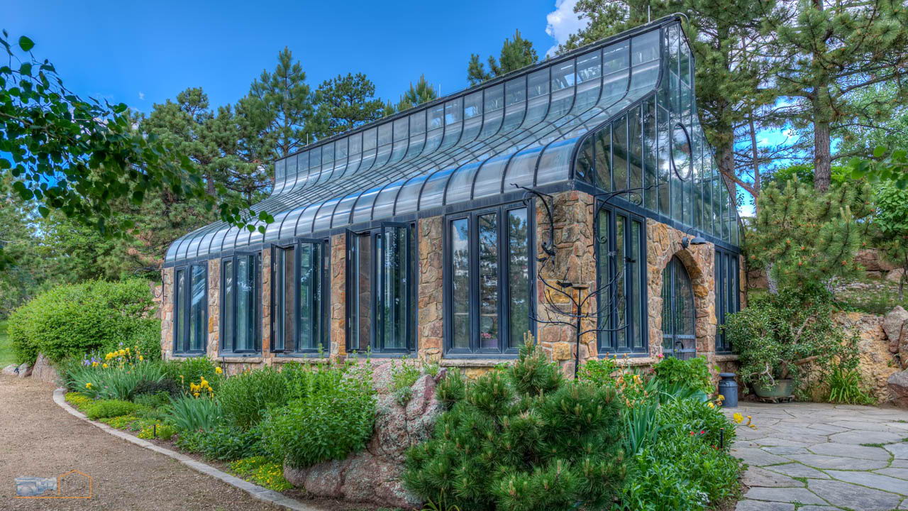 EXT SUMMER GREENHOUSE