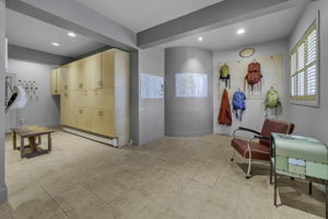 INTERIOR MUD/GEAR ROOM