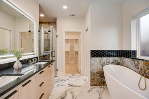 Wake Forrest Dr-032