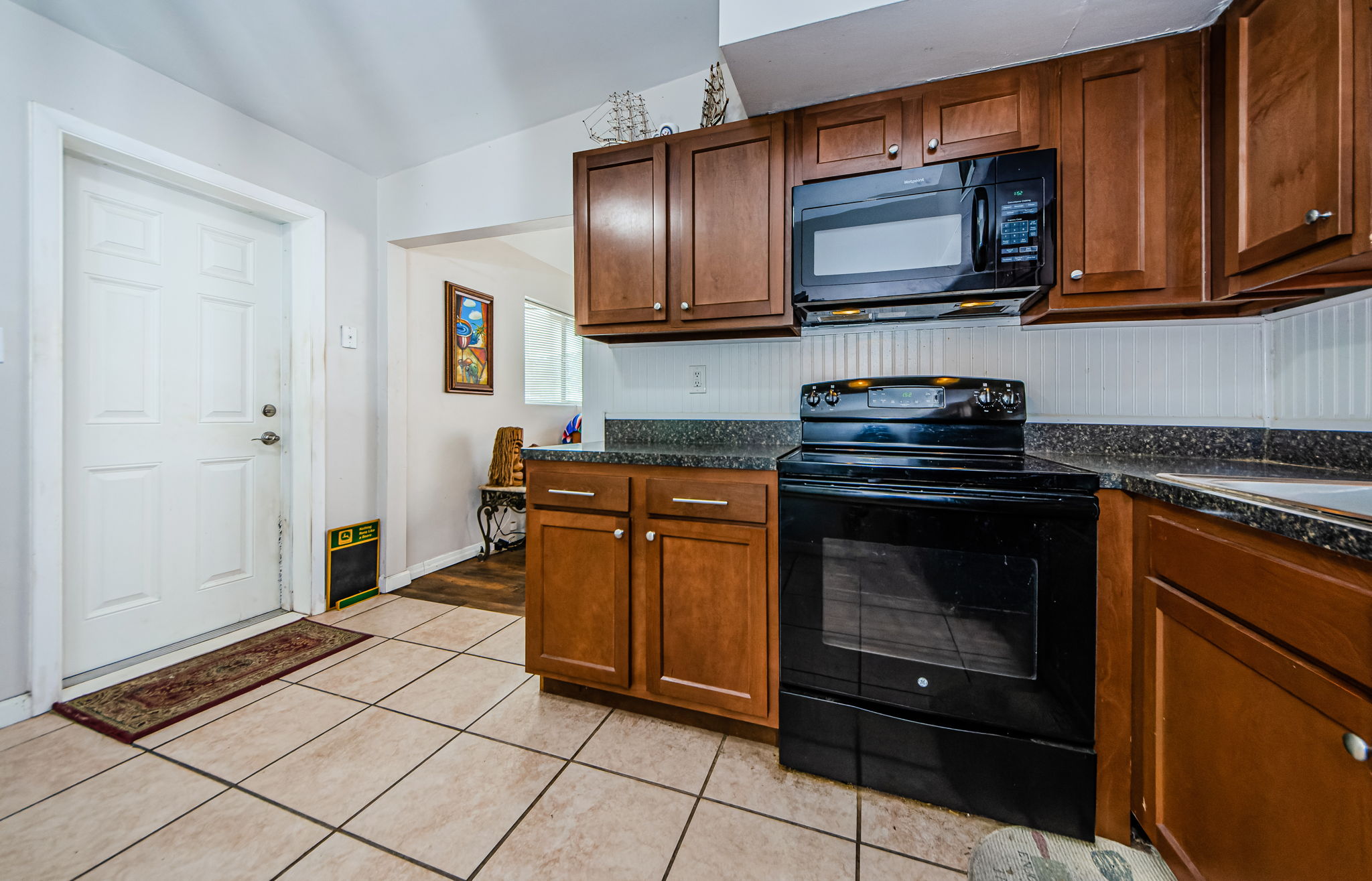 Kitchen 4-4