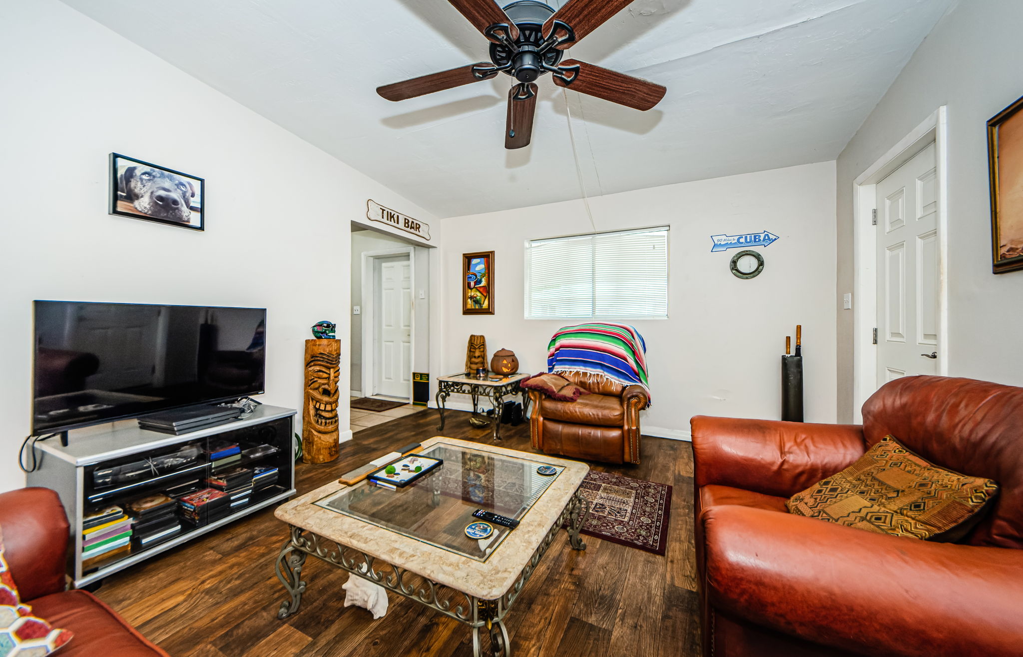 Living Room 4