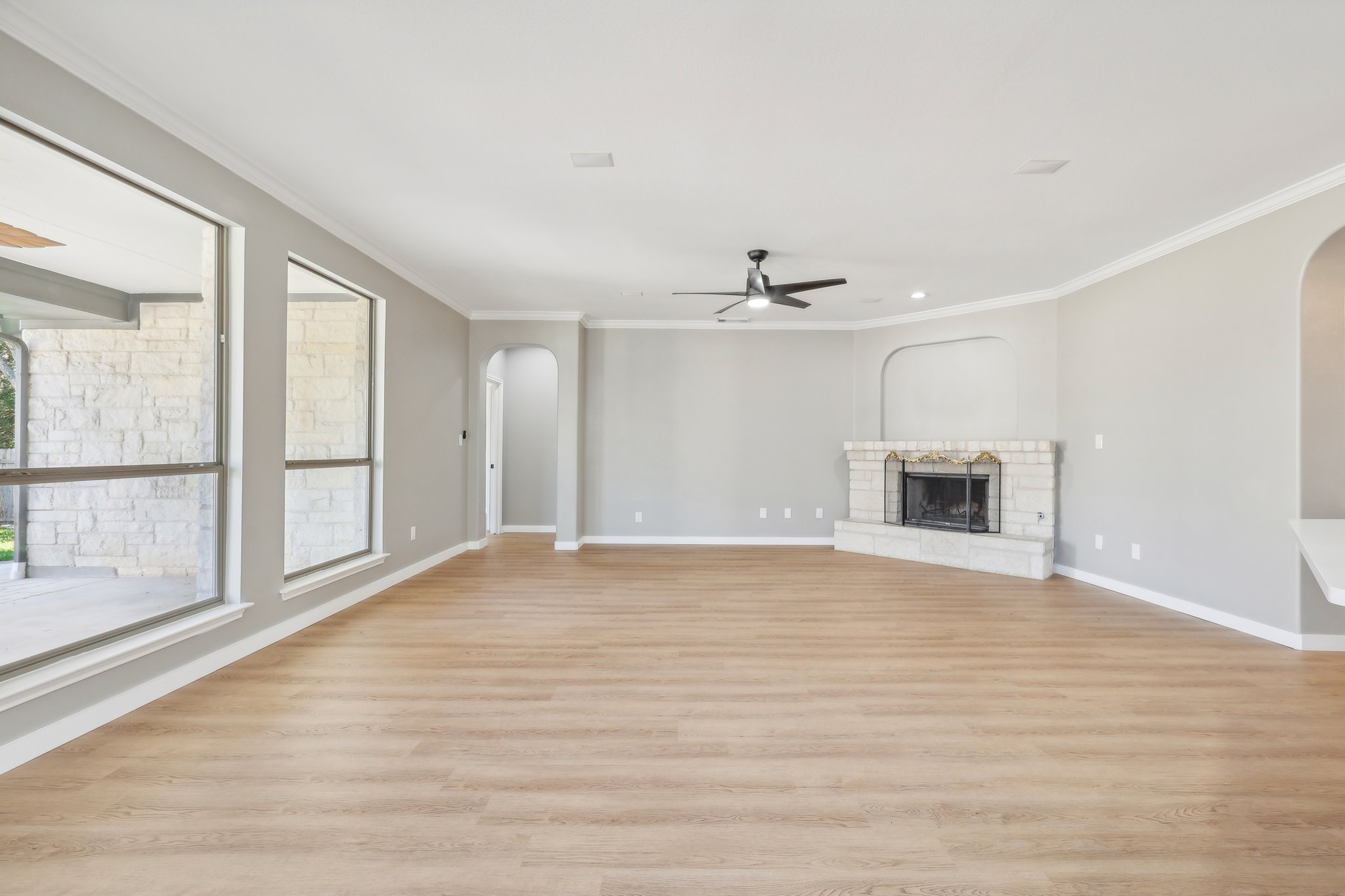 Moon Rock Rd-010.jpg