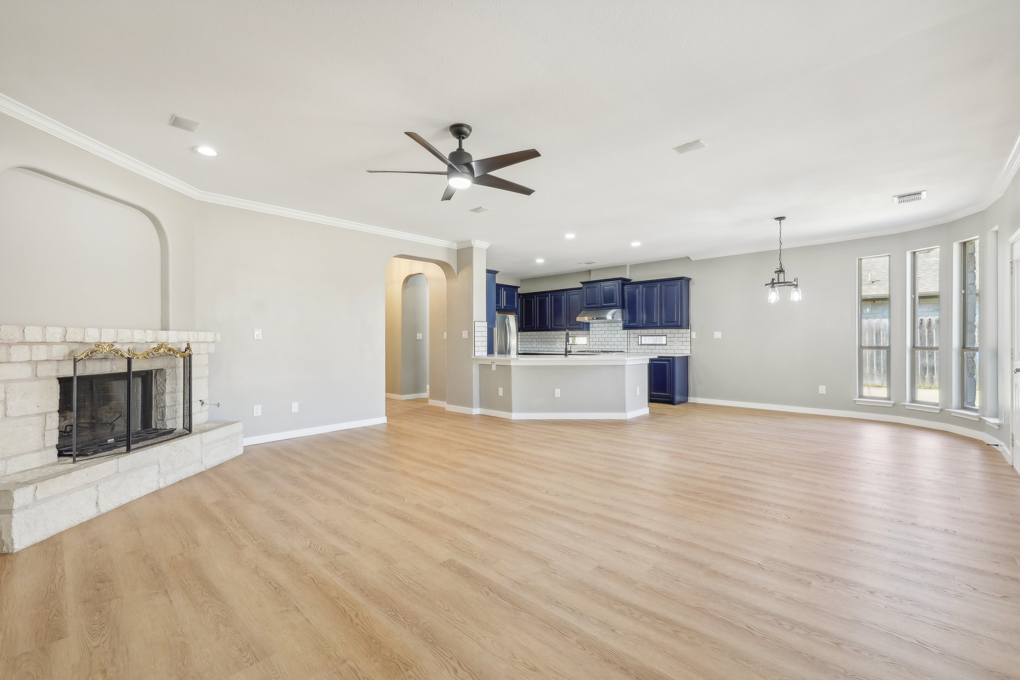 Moon Rock Rd-012.jpg