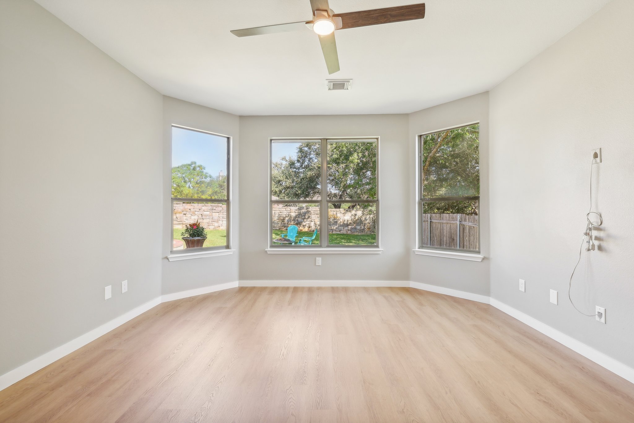 Moon Rock Rd-024.jpg