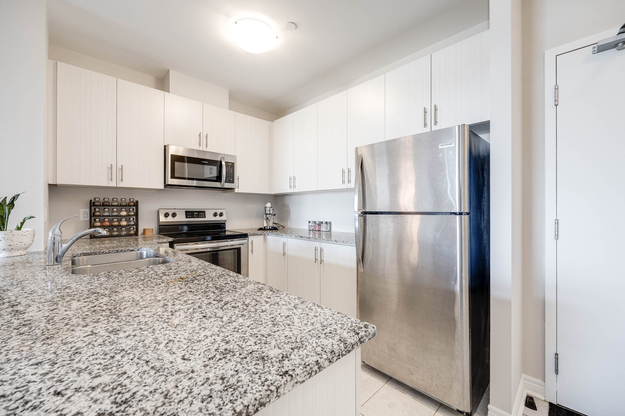 Markham property showcase — delivered property photograph 7