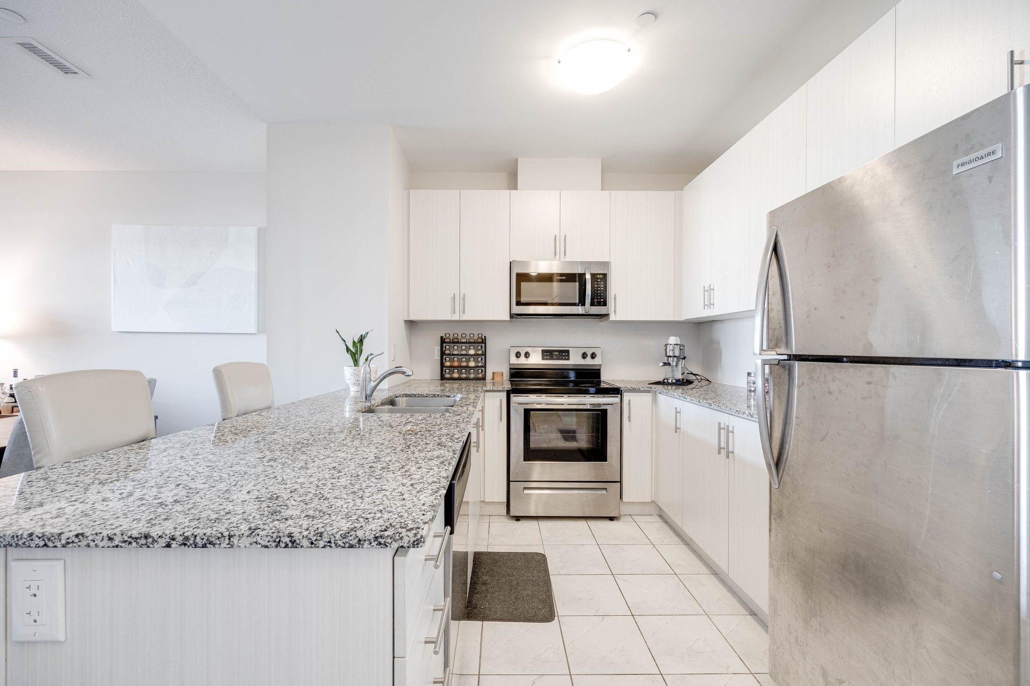 Markham property showcase — delivered property photograph 6