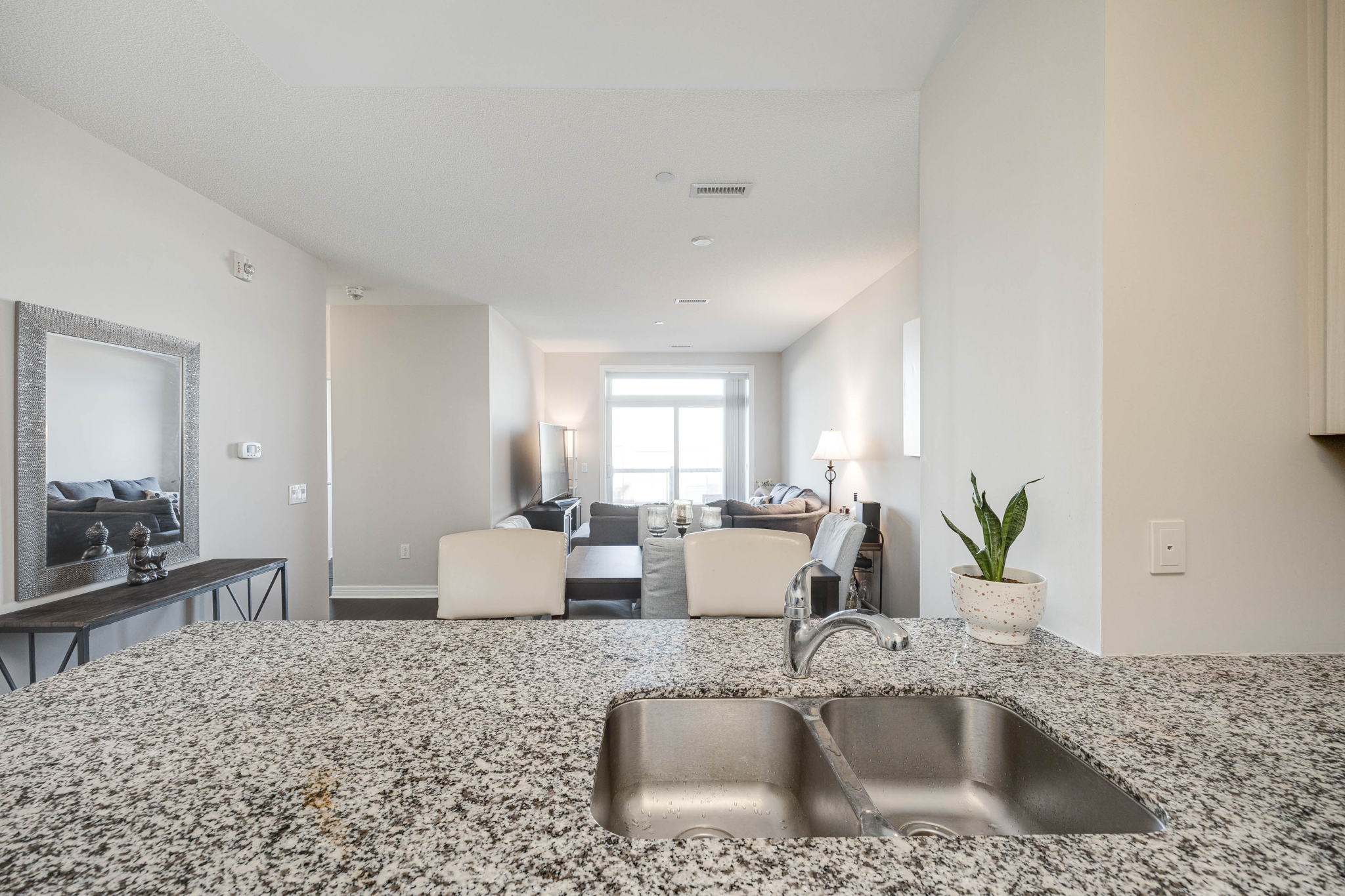 Markham property showcase — delivered property photograph 8