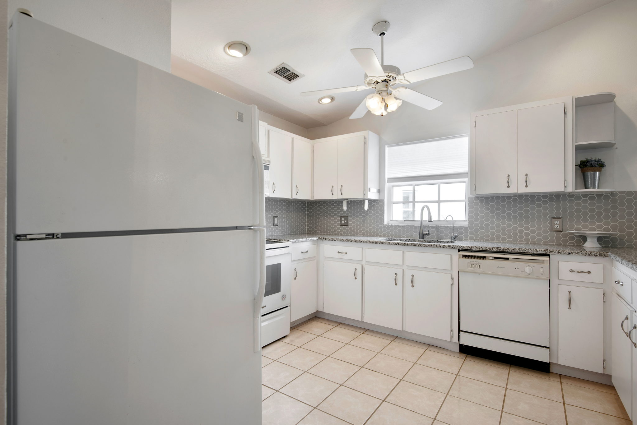 733 Carpenters Way, Lakeland, FL 33809, USA Photo 5