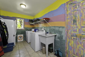  Photo 36